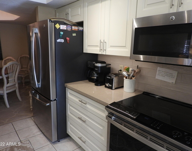 7800 E Lincoln Drive - Photo Thumbnail 17