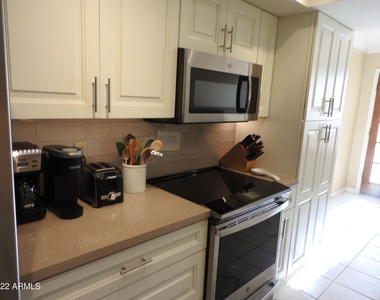 7800 E Lincoln Drive - Photo Thumbnail 12