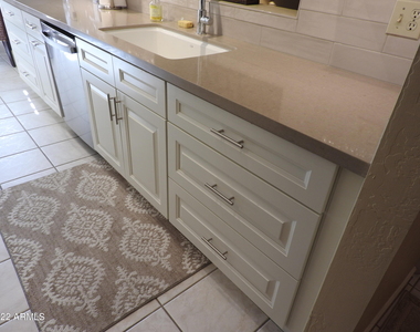 7800 E Lincoln Drive - Photo Thumbnail 9