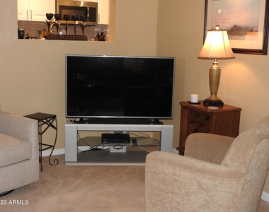 7800 E Lincoln Drive - Photo Thumbnail 4