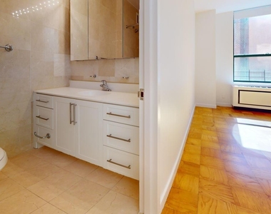 West 87th Street - Photo Thumbnail 19