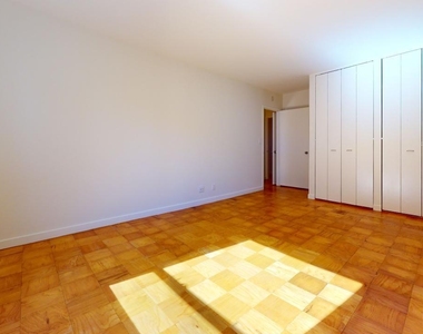West 87th Street - Photo Thumbnail 15