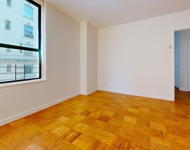 West 87th Street - Photo Thumbnail 17