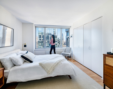 601 West 57th Street - Photo Thumbnail 1