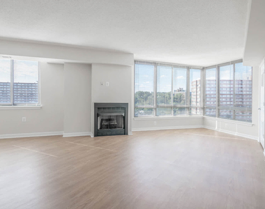 1401 S. Joyce Street - Photo Thumbnail 11