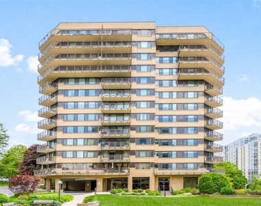 25 Rockledge Avenue - Photo Thumbnail 2