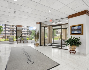 25 Rockledge Avenue - Photo Thumbnail 4