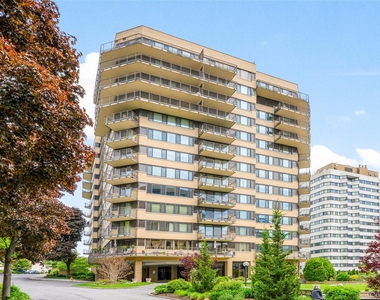 25 Rockledge Avenue - Photo Thumbnail 1