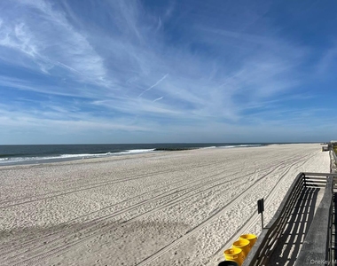 67 Pacific Boulevard - Photo Thumbnail 22