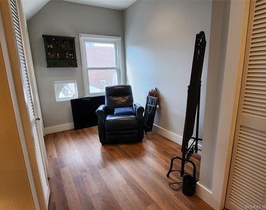 67 Pacific Boulevard - Photo Thumbnail 18