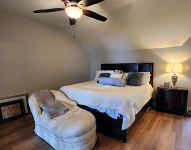 67 Pacific Boulevard - Photo Thumbnail 16