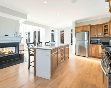 788 Reeves Avenue - Photo Thumbnail 5
