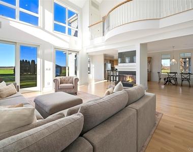 788 Reeves Avenue - Photo Thumbnail 9