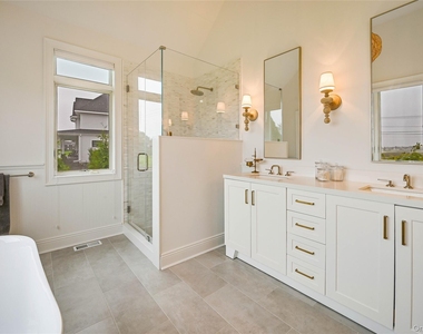 788 Reeves Avenue - Photo Thumbnail 23