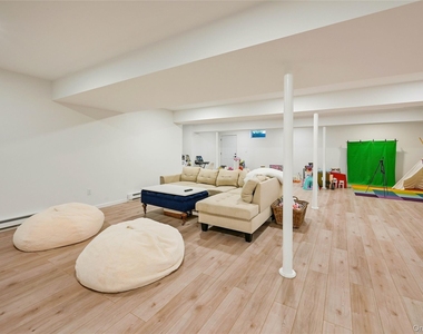 788 Reeves Avenue - Photo Thumbnail 20