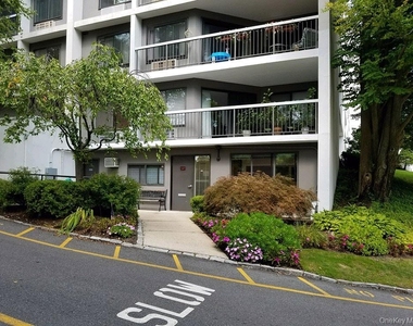 300 High Point Drive - Photo Thumbnail 36