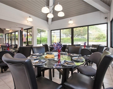 300 High Point Drive - Photo Thumbnail 21