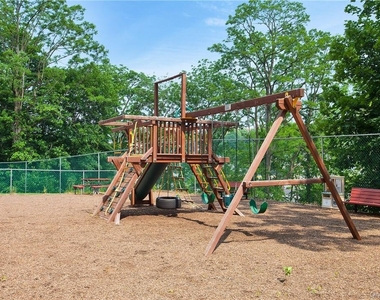 300 High Point Drive - Photo Thumbnail 33