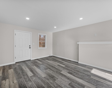 1-18 Willow Way - Photo Thumbnail 6