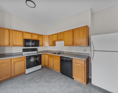 1-18 Willow Way - Photo Thumbnail 17
