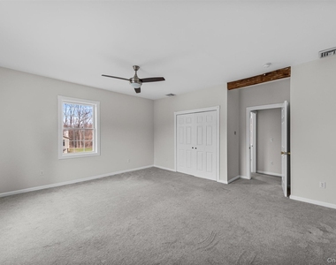 1-18 Willow Way - Photo Thumbnail 12