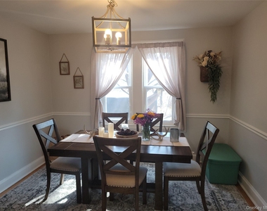 7 Stone Ridge Road - Photo Thumbnail 14