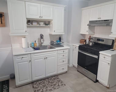 7 Stone Ridge Road - Photo Thumbnail 10