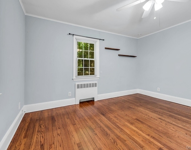 15 Cherry Lane - Photo Thumbnail 12