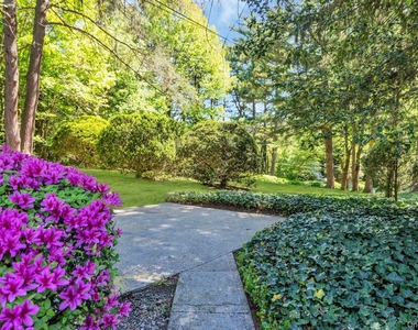 15 Cherry Lane - Photo Thumbnail 3