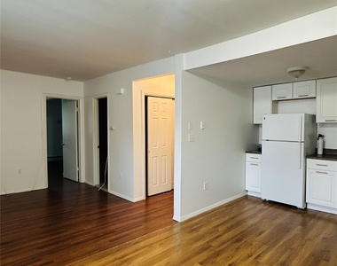 23 Pearl Street - Photo Thumbnail 3