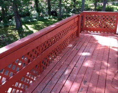 10 Woodchuck Lane - Photo Thumbnail 18