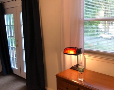 10 Woodchuck Lane - Photo Thumbnail 16
