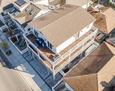 206 Grand Boulevard - Photo Thumbnail 31