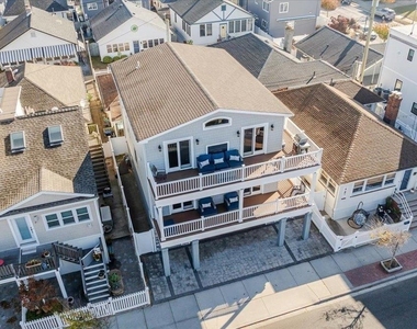 206 Grand Boulevard - Photo Thumbnail 33