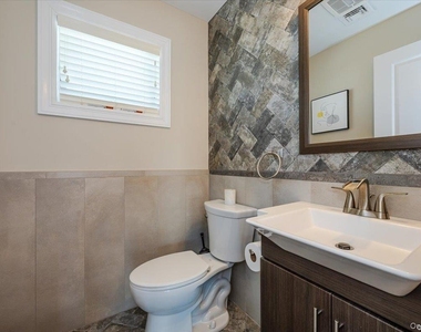 206 Grand Boulevard - Photo Thumbnail 16