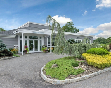 367 Seabreeze Court - Photo Thumbnail 22
