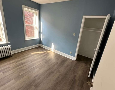 1577 Park Avenue - Photo Thumbnail 8