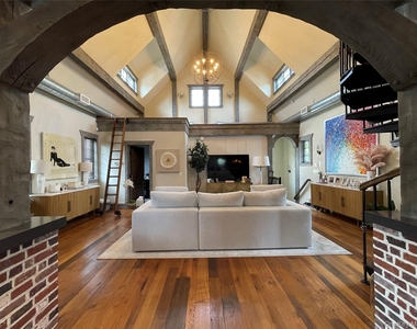 32 High Street - Photo Thumbnail 5