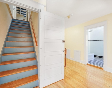 25 Whittier Road - Photo Thumbnail 26