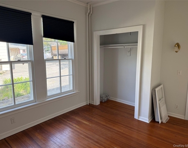 805 Main Street - Photo Thumbnail 29