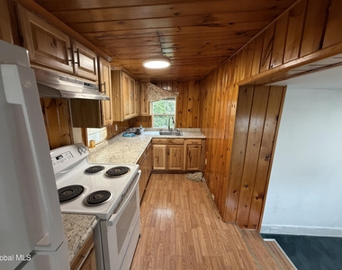255 W Main Street - Photo Thumbnail 9