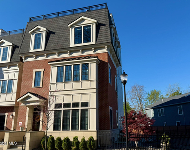 18 C Cherry Street - Photo Thumbnail 47