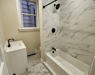 31 Bertha Street - Photo Thumbnail 4