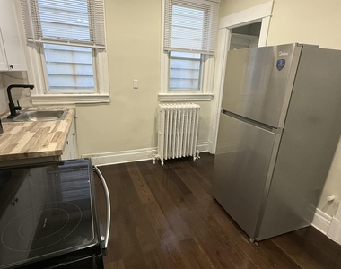 31 Bertha Street - Photo Thumbnail 3