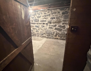 11 Hunter Street - Photo Thumbnail 45
