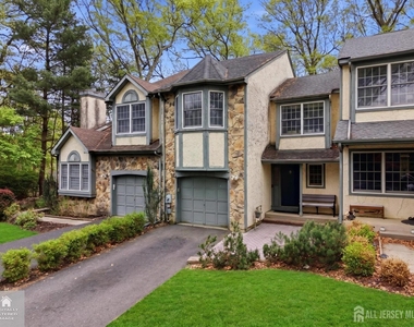 3 Dorchester Drive - Photo Thumbnail 3