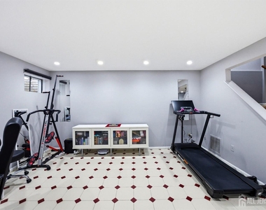 3 Dorchester Drive - Photo Thumbnail 26