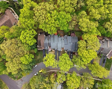 3 Dorchester Drive - Photo Thumbnail 55