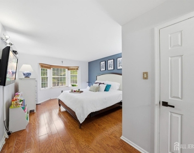 3 Dorchester Drive - Photo Thumbnail 45