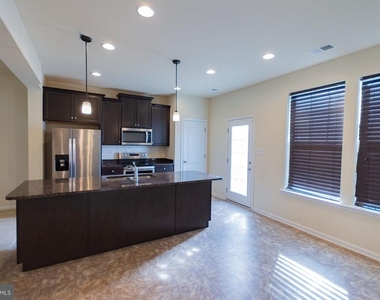 132 O'flannery Court - Photo Thumbnail 18